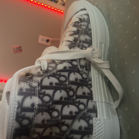 Accidentally bought the wrong size - Picture 3 of 4